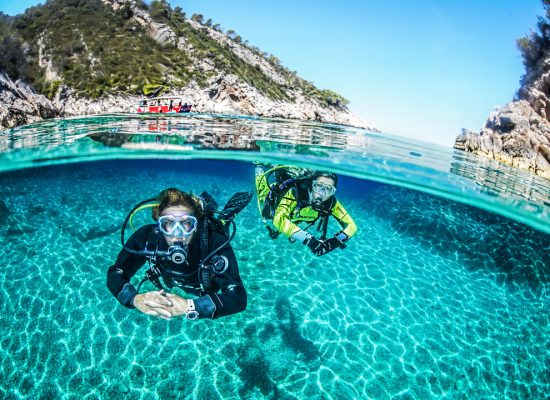 Diving Perfect Buoyancy